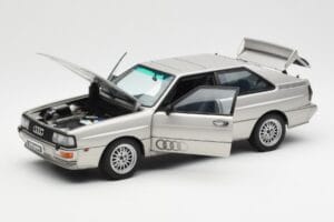 Audi Quattro LWB Plata AUTOart 1:18 70303 Metal - imagen 2 de 8