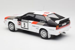 Audi Quattro #5 H. Mikkola / A. Hertz 1000 Lakes Rally 1982 IXO 1:18 18RMC094B Metal - imagen 5 de 6