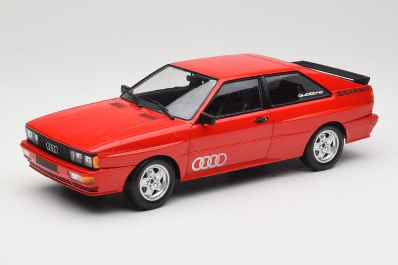 Audi Quattro Rojo Minichamps 1:18 155016124 Metal