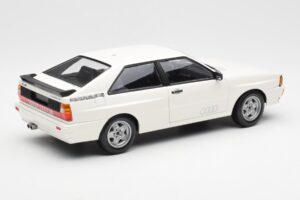 Audi Quattro Blanco Minichamps 1:18 155016120 Metal - imagen 2 de 6