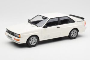 Audi Quattro Blanco Minichamps 1:18 155016120 Metal