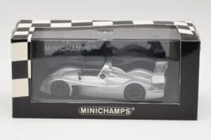 Audi R10 Concept Ice Plata Metallic Minichamps 1:43 AUDI001 Metal - imagen 4 de 4