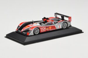 Audi R10 TDI LMP1 #3 L. Luhr / A. Premat / M. Rockenfeller 24 Hours of Le Mans 2008 Minichamps 1:43 400089903 Metal - imagen 2 de 4