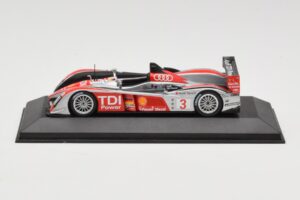 Audi R10 TDI LMP1 #3 L. Luhr / A. Premat / M. Rockenfeller 24 Hours of Le Mans 2008 Minichamps 1:43 400089903 Metal