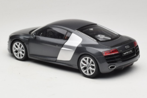 Audi R8 5.2 FSI Quattro Daytona Grey Kyosho 1:18 09216DG Metal - imagen 6 de 7