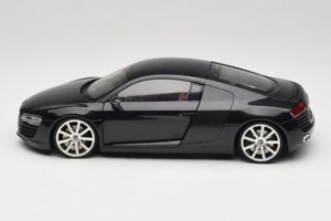 Audi R8 Negro Kyosho 1:18 09213BK Metal - imagen 4 de 8
