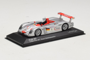 Audi R8 LMP #1 F. Biela / E. Pirro / T. Kristensen 24 Hours of Le Mans Winner 2001 Minichamps 1:43 400011201 Metal - imagen 2 de 4