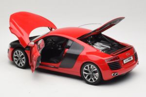 Audi R8 Rojo Kyosho 1:18 09213R Metal - imagen 5 de 8