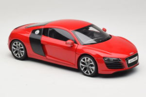 Audi R8 Rojo Kyosho 1:18 09213R Metal - imagen 6 de 8