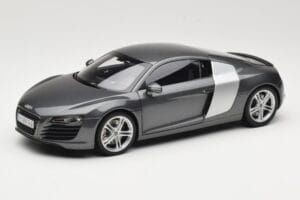 Audi R8 Type 42 4.2 Daytona Grey Kyosho 1:18 5010618425 Metal
