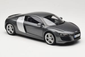 Audi R8 Type 42 4.2 Daytona Grey Kyosho 1:18 5010618425 Metal - imagen 6 de 8