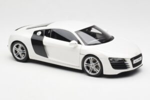 Audi R8 Type 42 Blanco Kyosho 1:18 09213W Metal - imagen 6 de 8