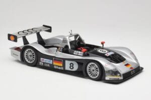 Audi R8R LMP #8 F. Biela / E. Pirro / D. Theys 24 Hours of Le Mans 1999 Maisto 1:18 538881 Metal - imagen 6 de 8