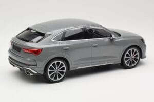 Audi RS Q3 F3 Sportback Gris Minichamps 1:18 155018100 Metal - imagen 2 de 6