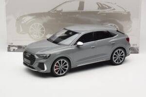 Audi RS Q3 F3 Sportback Gris Minichamps 1:18 155018100 Metal - imagen 6 de 6