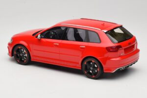 Audi RS3 8P Sportback Rojo DNA 1:18 DNA000056 Resina - imagen 5 de 6