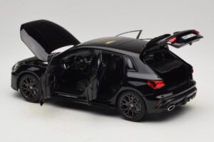 Audi RS3 8Y Sportback Myth Black Norev 1:18 188388 Metal - imagen 5 de 8