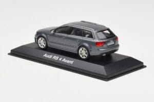 Audi RS4 B7 Avant Gris Minichamps 1:43 5010509223 Metal - imagen 3 de 4