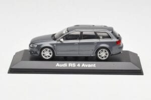 Audi RS4 B7 Avant Gris Minichamps 1:43 5010509223 Metal