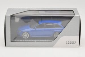 Audi RS4 B8 Avant Nogaro Blue Selección Navidad 2014 Minichamps 1:43 AUDI003 Metal - imagen 4 de 4