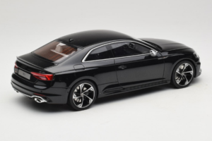 Audi RS5 B9 Coupe Negro GT Spirit 1:18 GT751 Resina - imagen 2 de 6