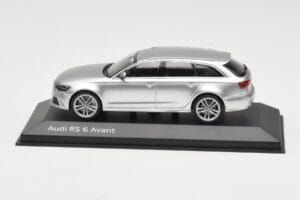 Audi RS6 C7 Avant Prisma Silver Minichamps 1:43 5011216213 Metal