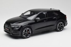 Audi RSQ8 Night Negro GT Spirit 1:18 GT305 Resina