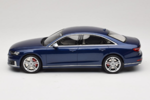 Audi S8 D5 Azul GT Spirit 1:18 GT313 Resina - imagen 3 de 6