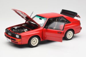 Audi Sport Quattro Rojo Edición Concesionario AUTOart 1:18 5030400205 Metal - imagen 2 de 8