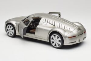 Audi Rosemeyer Plata Maisto 1:18 31625 Metal - imagen 5 de 8