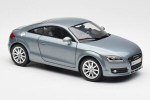 Audi TT 8J Condor Gris Minichamps 1:18 5010500415 Metal - imagen 6 de 8