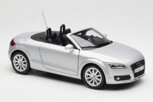 Audi TT 8J Roadster Plata Claro Minichamps 1:18 5010500515 Metal - imagen 6 de 8