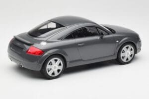 Audi TT 8N Coupé Grey Metallic Minichamps 1:18 155017020 Metal - imagen 2 de 6
