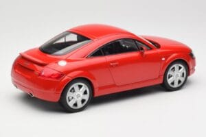Audi TT 8N Rojo Minichamps 1:18 155017022 Metal - imagen 2 de 6