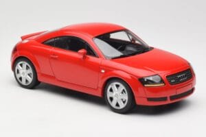 Audi TT 8N Rojo Minichamps 1:18 155017022 Metal - imagen 4 de 6
