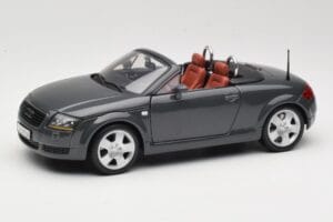 Audi TT 8N Roadster Gris Maisto 1:18 50346 Metal