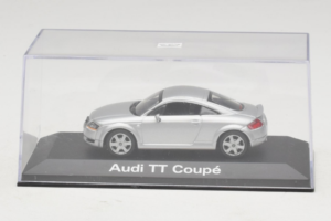 Audi TT 8N Plata Minichamps 1:43 5019800423 Metal - imagen 4 de 5