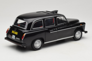 Austin FX4 London Taxi Negro Minichamps 1:18 180136000 Metal - imagen 3 de 8