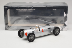Auto Union Typ C #4 A. Varzi 2nd Place Monaco GP 1936 Minichamps 1:18 155361004 Metal - imagen 6 de 6
