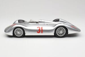 Auto Union Typ C Stromlinie #31 B. Rosemeyer 1937 Plata Revell 1:18 08436 Metal - imagen 4 de 8