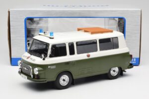 Barkas B1000 Policía Popular MCG 1:18 MCG18009 Metal - imagen 6 de 6