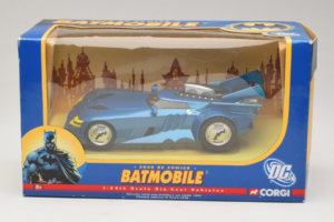 Batmobile DC Comics Corgi 1:24 77511 Metal