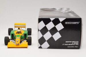 Benetton Ford B193B #5 R. Patrese 3rd Place British GP 1993 Minichamps 1:18 110930906 Metal - imagen 6 de 6