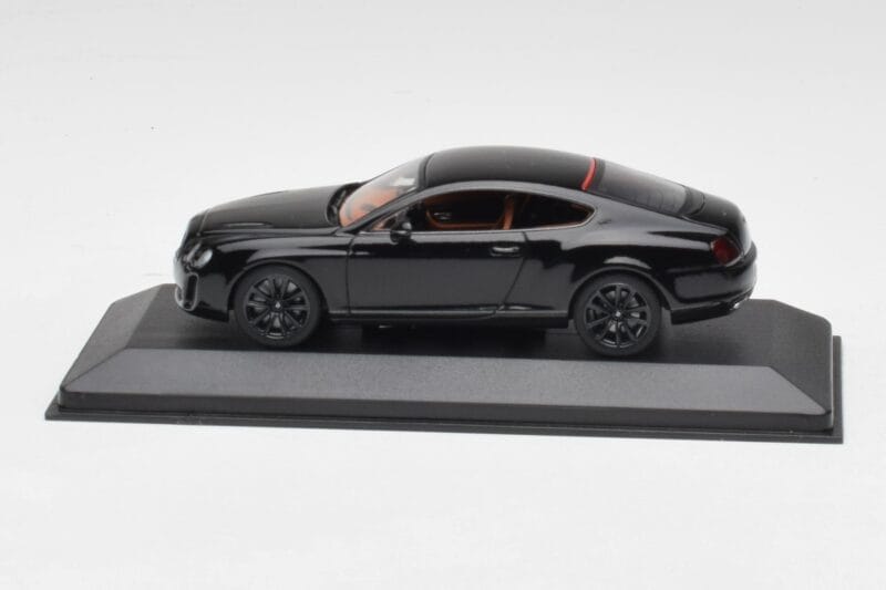 Bentley Continental GT Negro Con Llantas Negras Minichamps 1:43 BENTLEY002 Metal