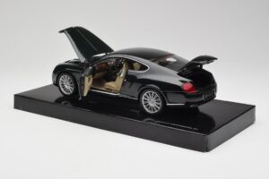 Bentley Continental GT Cumbrian Verde Minichamps 1:18 103139623 Metal - imagen 5 de 8