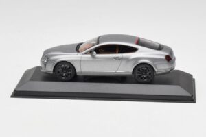 Bentley Continental GT Gris Con Llantas Negras Minichamps 1:43 BENTLEY001 Metal