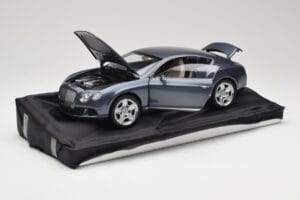 Bentley Continental GT Grey Metallic Minichamps 1:18 100139920 Metal - imagen 2 de 8