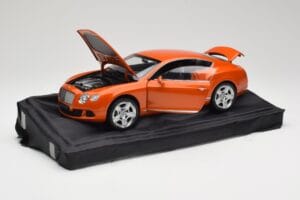 Bentley Continental GT Orange Metallic Minichamps 1:18 100139921 Metal - imagen 2 de 8