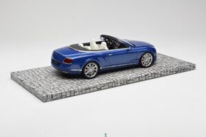 Bentley Continental GT Speed Descapotable Azul Minichamps 1:18 107139331 Metal - imagen 2 de 6