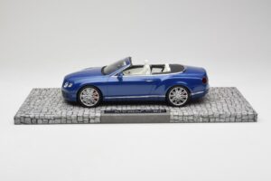Bentley Continental GT Speed Descapotable Azul Minichamps 1:18 107139331 Metal - imagen 3 de 6
